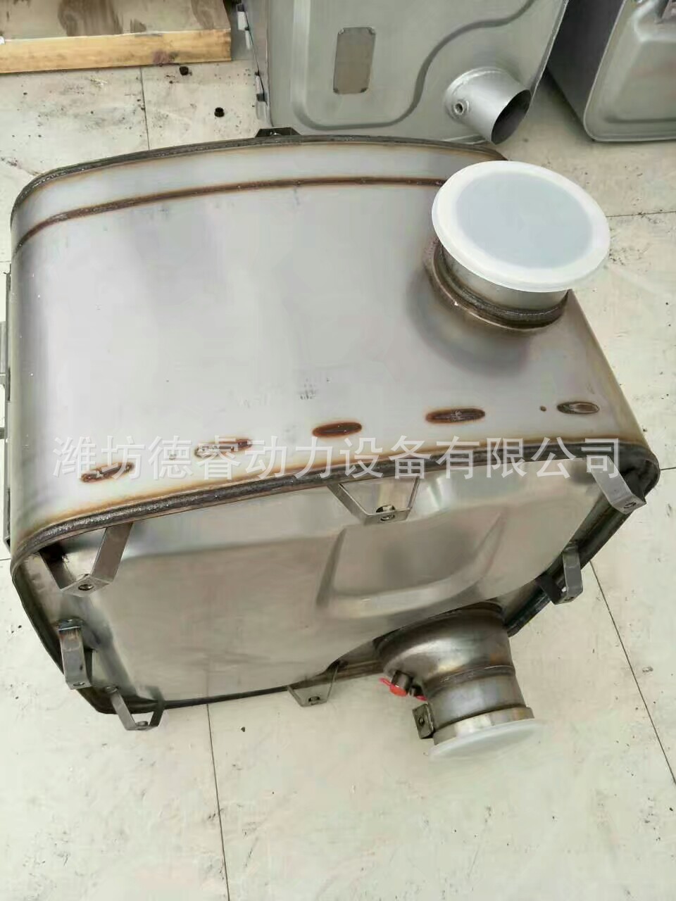 Weichai four countries five countries six engine aftertreatment system 1000581726 SCR box assembly