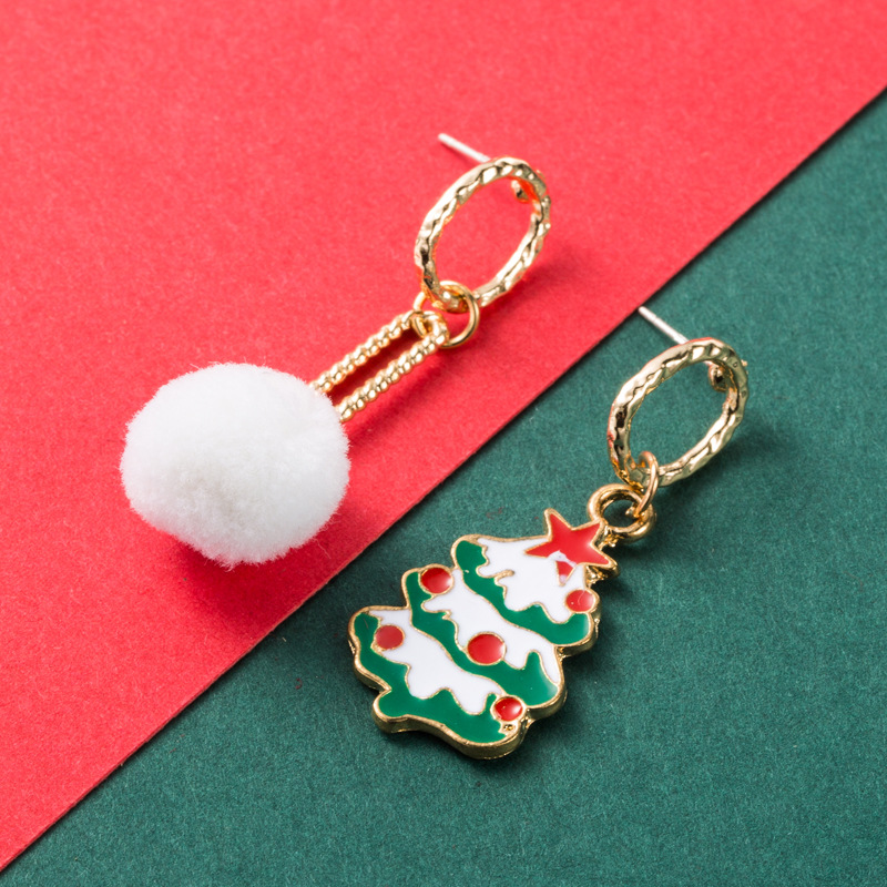 New Alloy Oil Dripping Asymmetric Christmas Tree Earrings display picture 4