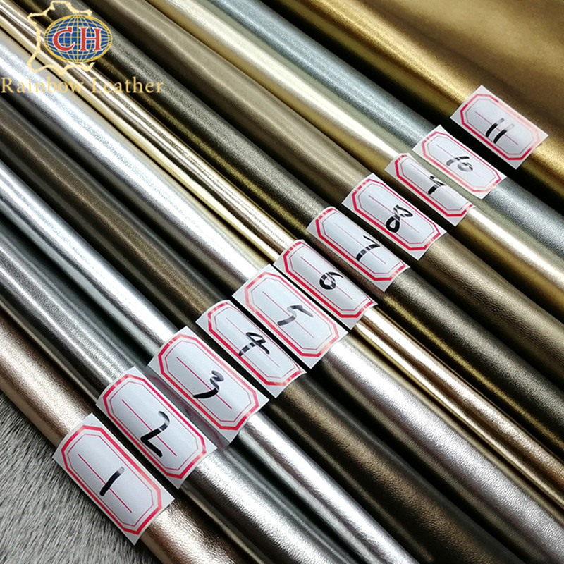 厂家直供牛皮皮料金属牛皮 金银色贴膜皮料 鞋子包包用面料供应