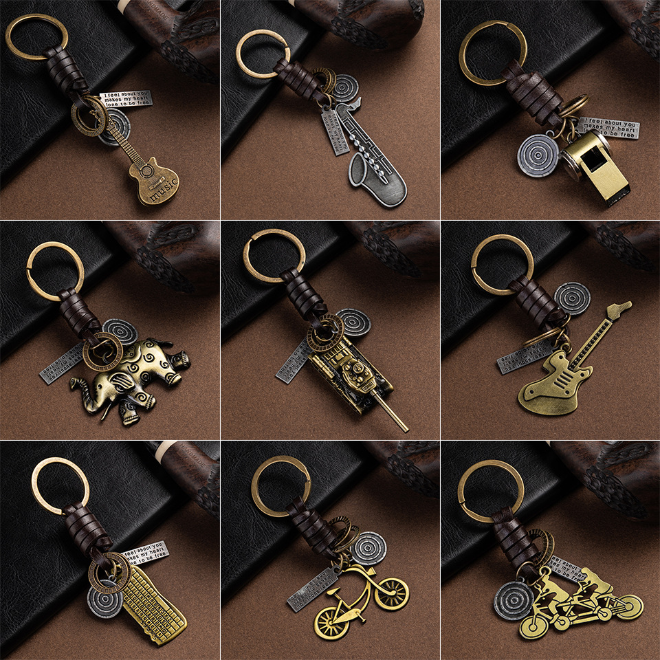 Retro Keychain Creative Small Guitar Leather Keychain display picture 7