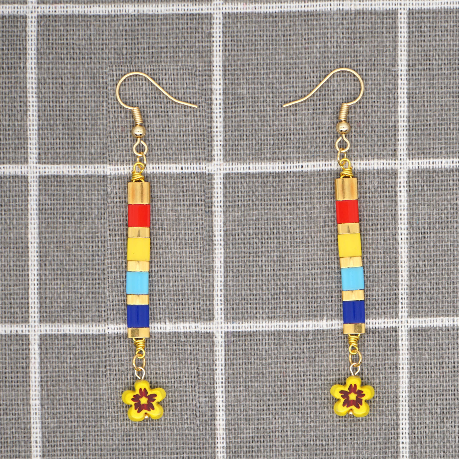 Pendientes De Margaritas Con Cuentas De Color Bohemio display picture 14