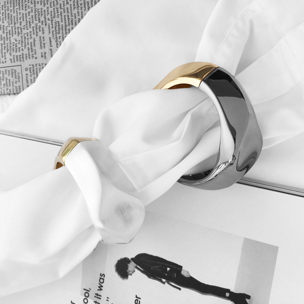 creative alloy open bracelet