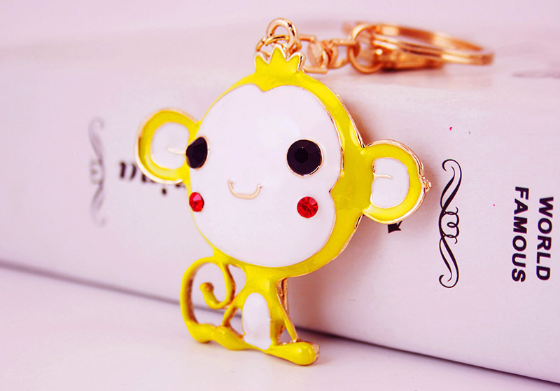 45g Weight Keychain Classification Metal Material Cartoon, Doll, Monkey Pattern Unisex Gender Cute Style Red, Blue, Yellow, Black Color Cartoon Doll Monkey Keychain Metal Unisex Cute Keychain 4