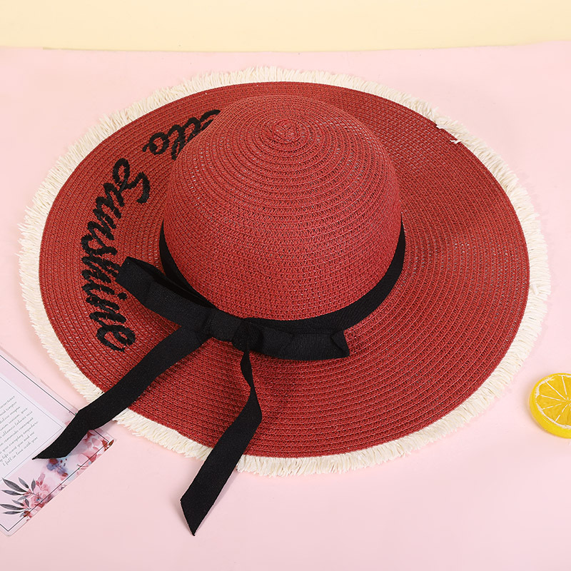 Fashion Wide-brimmed Outdoor Streamer Letter Printing Straw Sunscreen Hat display picture 1