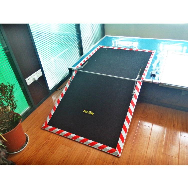 信德泰克低地板公交车用残疾人轮椅升降导板 电动上车斜坡板