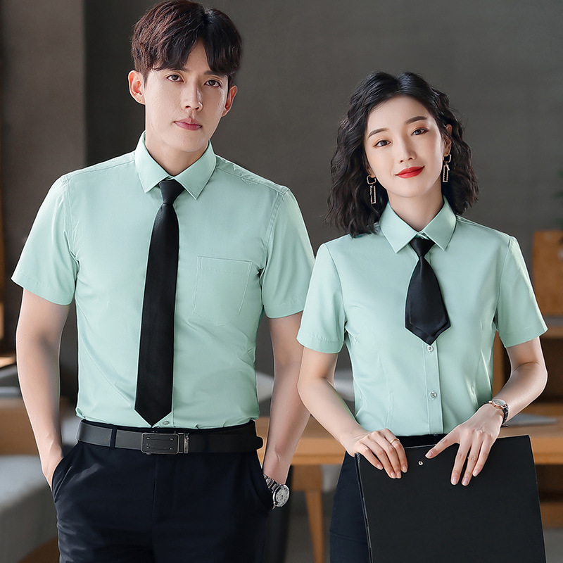 プロ仕様の半袖シャツ、夏用、韓国風、学生向け、無地、団体作業服、男性用、ロゴ印刷可能、無地シャツ