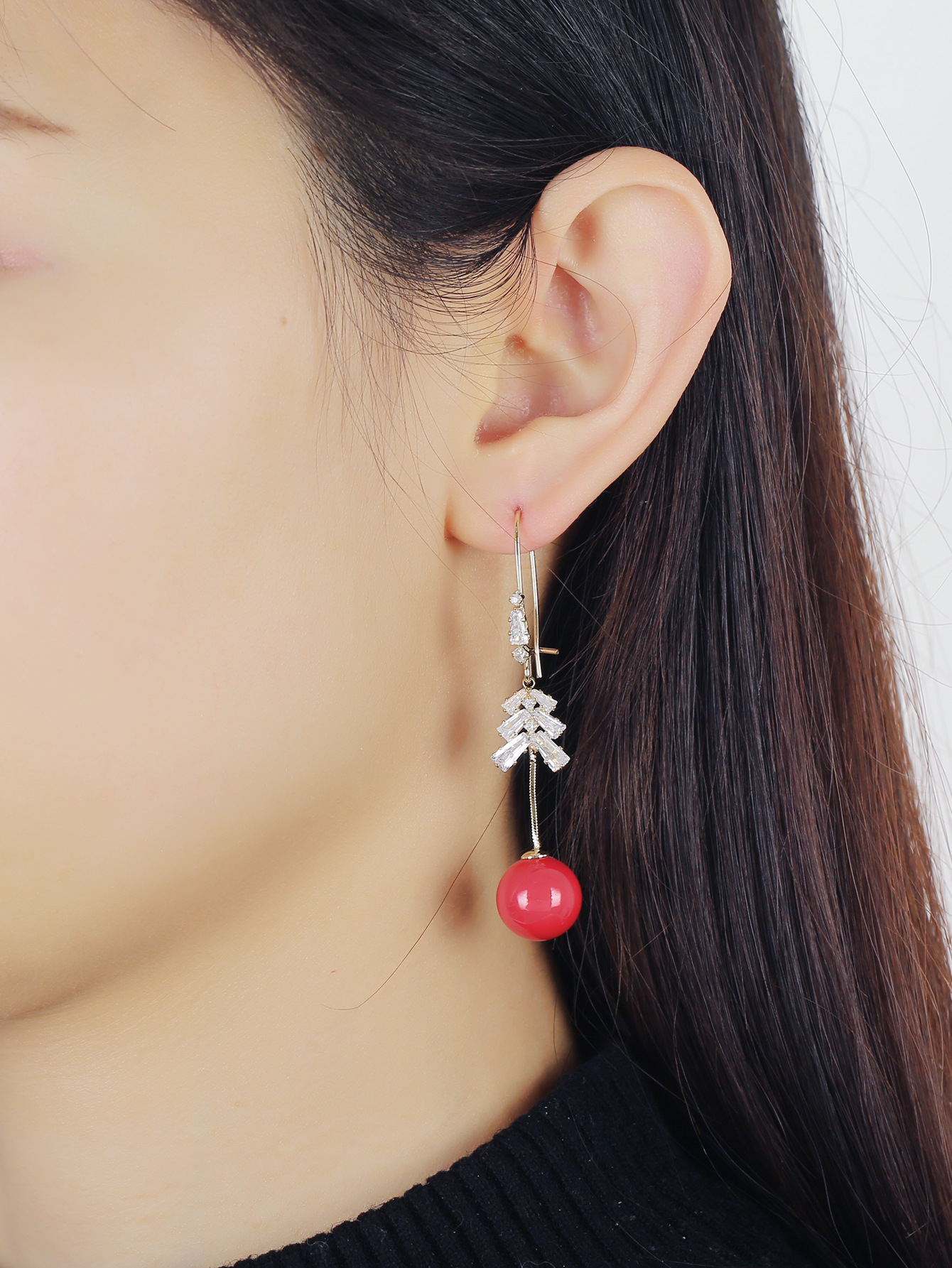 Fashion Simple Retro Earrings display picture 7