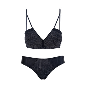 小胸聚拢无钢圈无痕性感内衣女少女胸罩收副乳调整型美背文胸套装