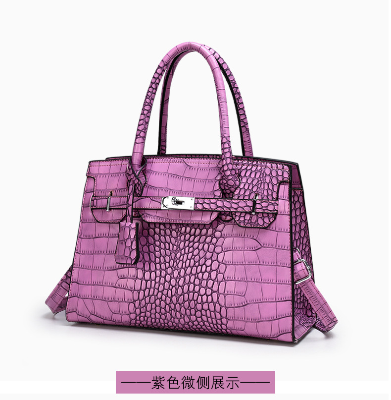 Large-capacity Crocodile Pattern Portable Shoulder Messenger Bag Wholesale Nihaojewelry display picture 12