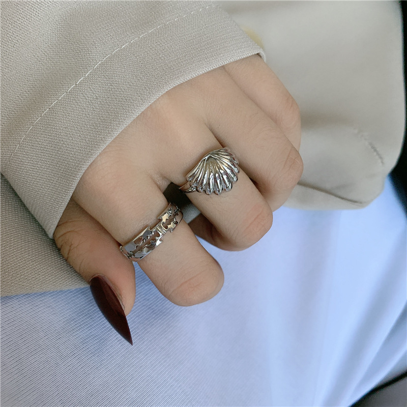 Fashion Shell Shape Simple Personality Ring Index Finger Ring display picture 1