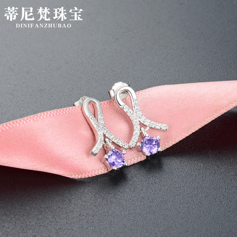 Diamante s925 pendientes de plata circón moda femenina inconformista joyería de plata Corea del Sur elegante fuente simple fábrica al por mayor