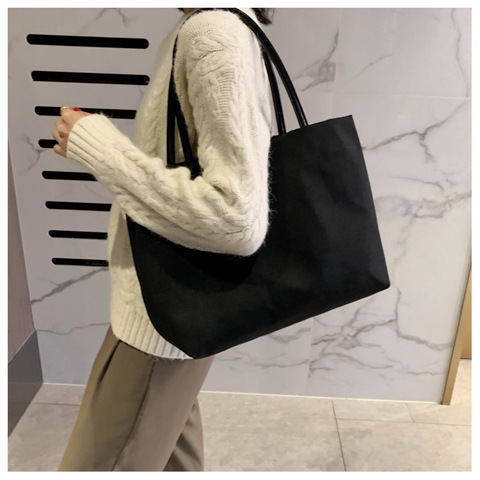 New Large-capacity Women's New Trendy Fashion All-match Shoulder Portable Tote Bag display picture 21