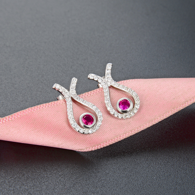 Japonés y coreano s925 pendientes de plata de las mujeres simple nota pendientes de diamantes moda Nueva joyería de cristal fuente de fábrica