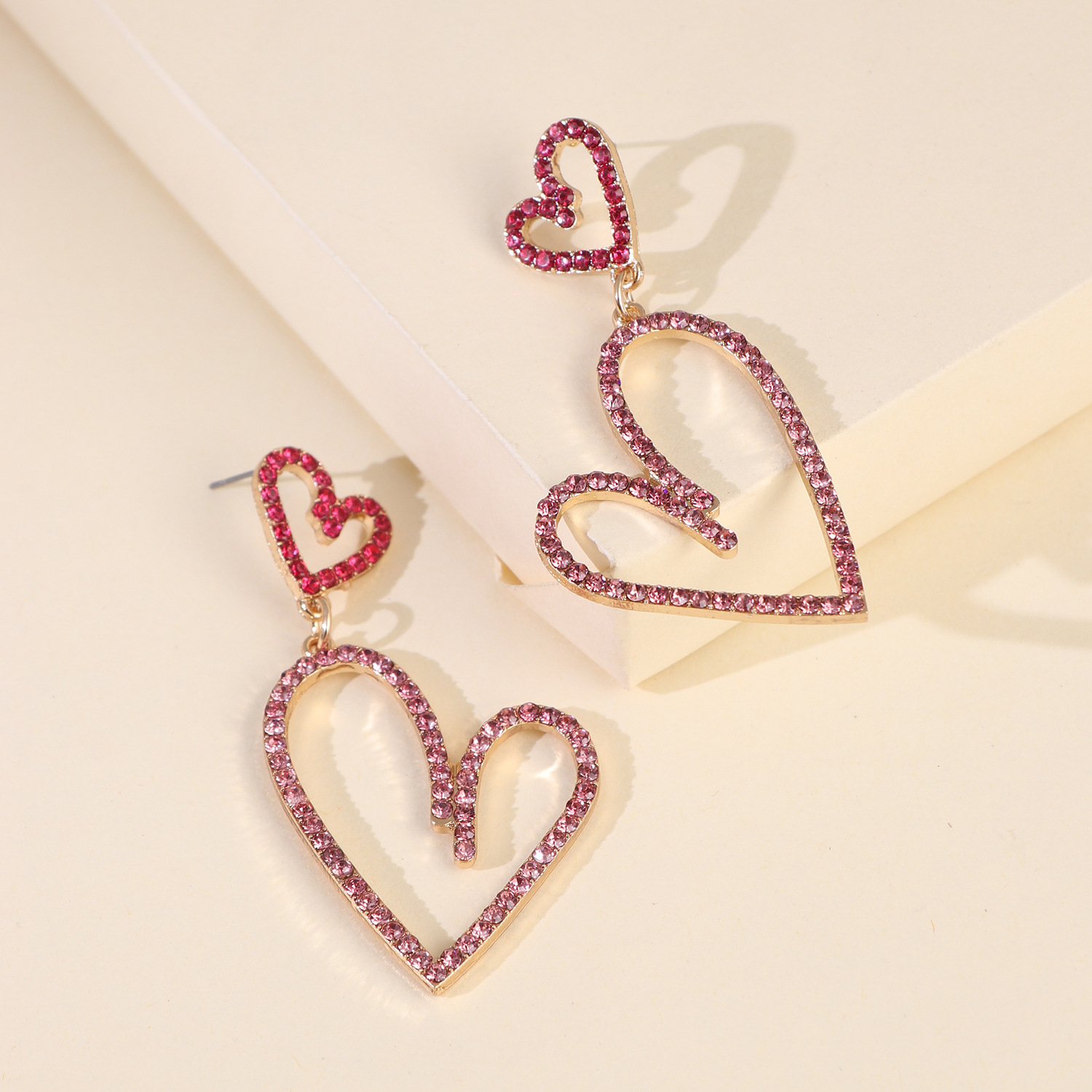 Big Earring Jewelry Alloy Heart-shaped Colorful Diamond Pierced Earrings Wholesale Nihaojewelry display picture 1