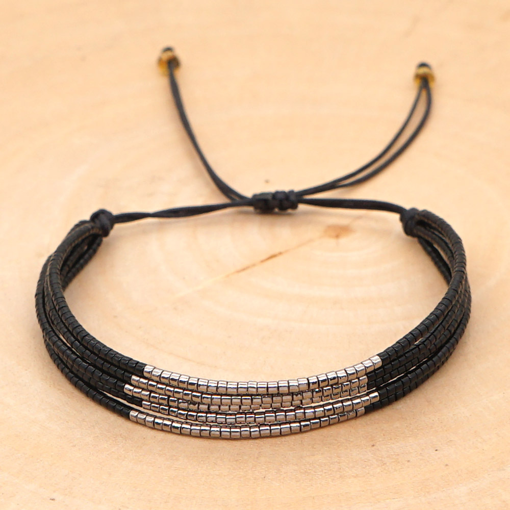 Hot-saling Fashion Hand-woven Multi-layer Imported Miyuki Rice Bead Bracelet For Women display picture 1