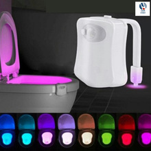新款LED廁所馬桶蓋掛式創意人體感應燈8色或16色夜間亮馬桶小夜燈