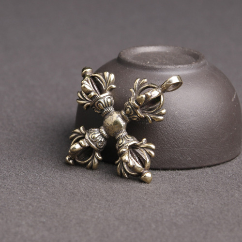 Brass old cross vajra pestle key chain pendant religious instrument security peace pendant small copper wholesale