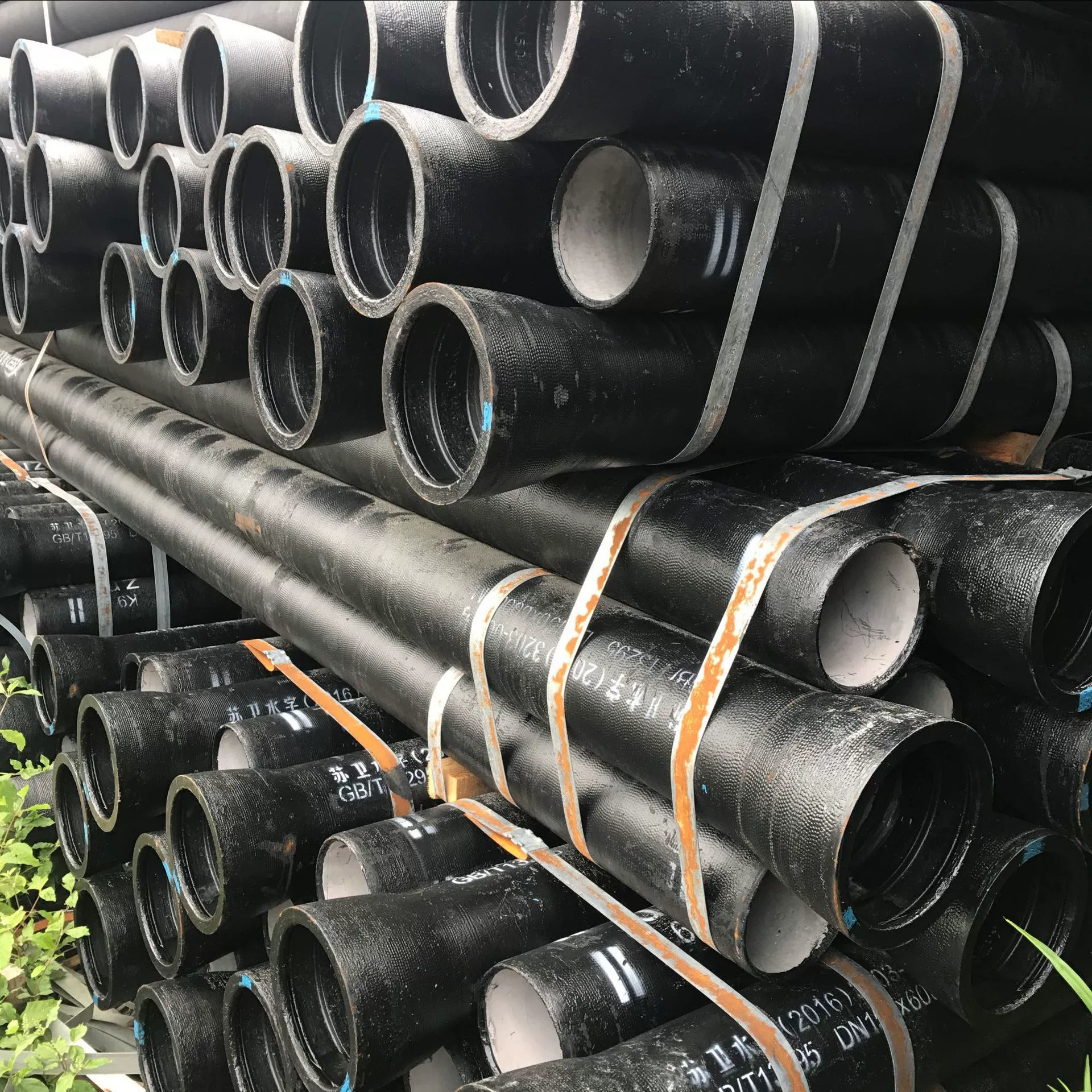 Производители труб из ковкого чугуна обрабатывают водоснабжение DN300DN400, противопожарные трубы, газопровод, канализацию городскую.