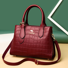 蓝之馨袋鼠女士包中年妈妈包2022新款大容量手提包女百搭软皮女包