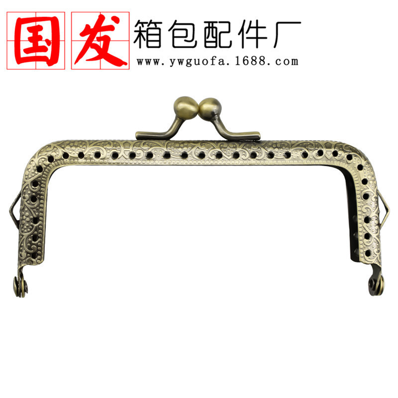 10.5cm máquina de relieve cuadrada cabeza de oro en la parte superior de las orejas accesorios de billetera de cambio [bu坑]