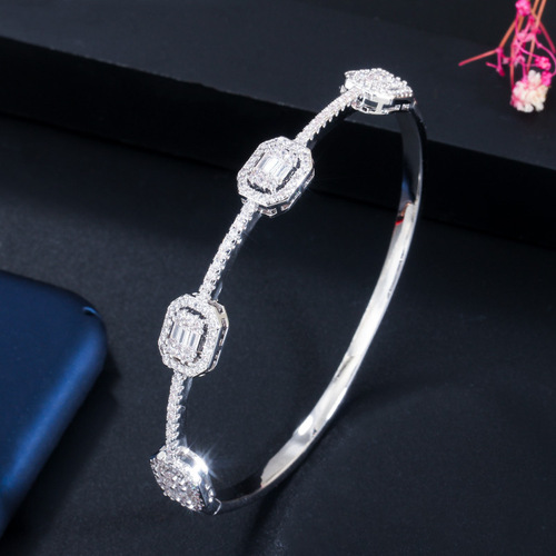 Korean Fashion Amazon Wish Best Selling Bracelet for Women Versatile Micro-Setting AAA Zirconia Gold Plated