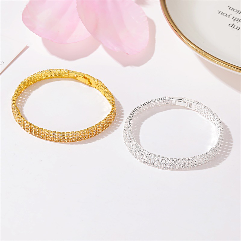 Neues Einfaches Dreireihiges Diamantarmband display picture 3