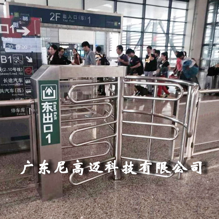 供应不锈钢半高闸 机场旅客单出口手推旋转机 防钻只出不进设定