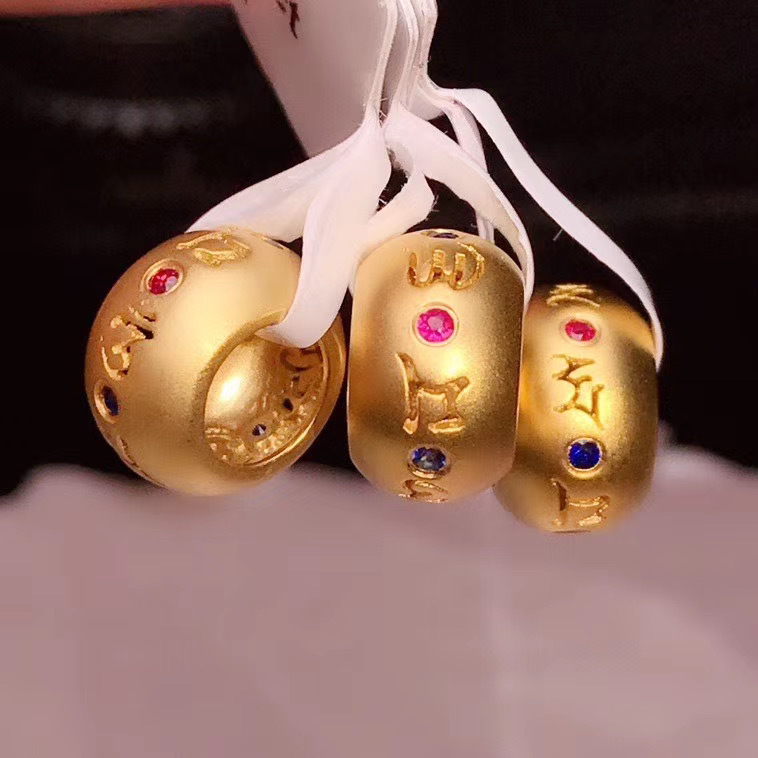 珠宝首饰厂家定制18K金镶嵌天然红宝石六字真言路路通吊坠