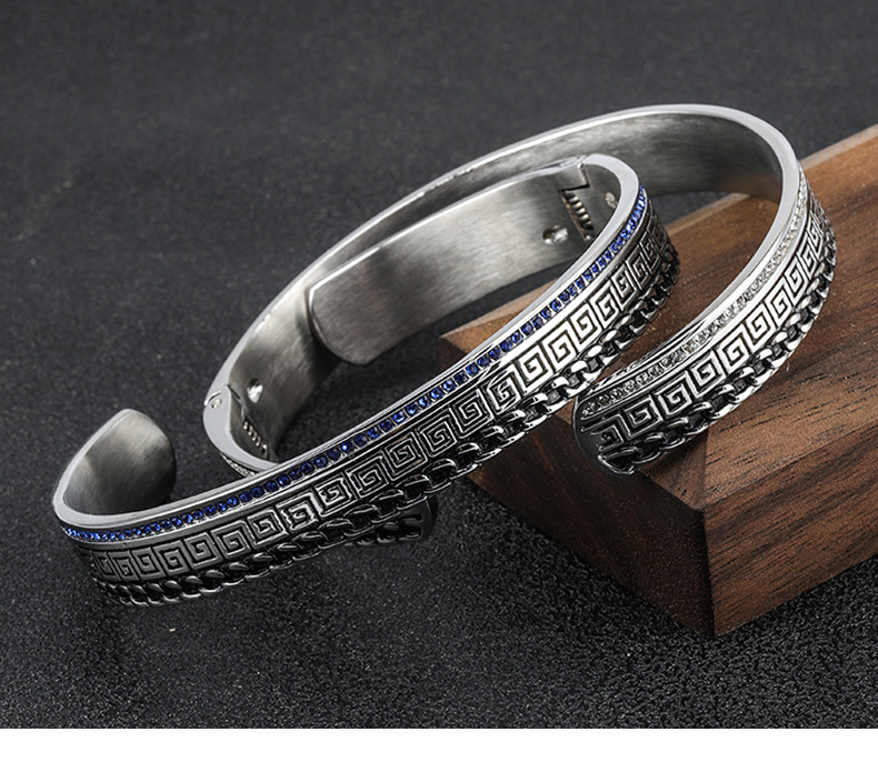 Korean trend fine diamondencrusted titanium steel open braceletpicture1
