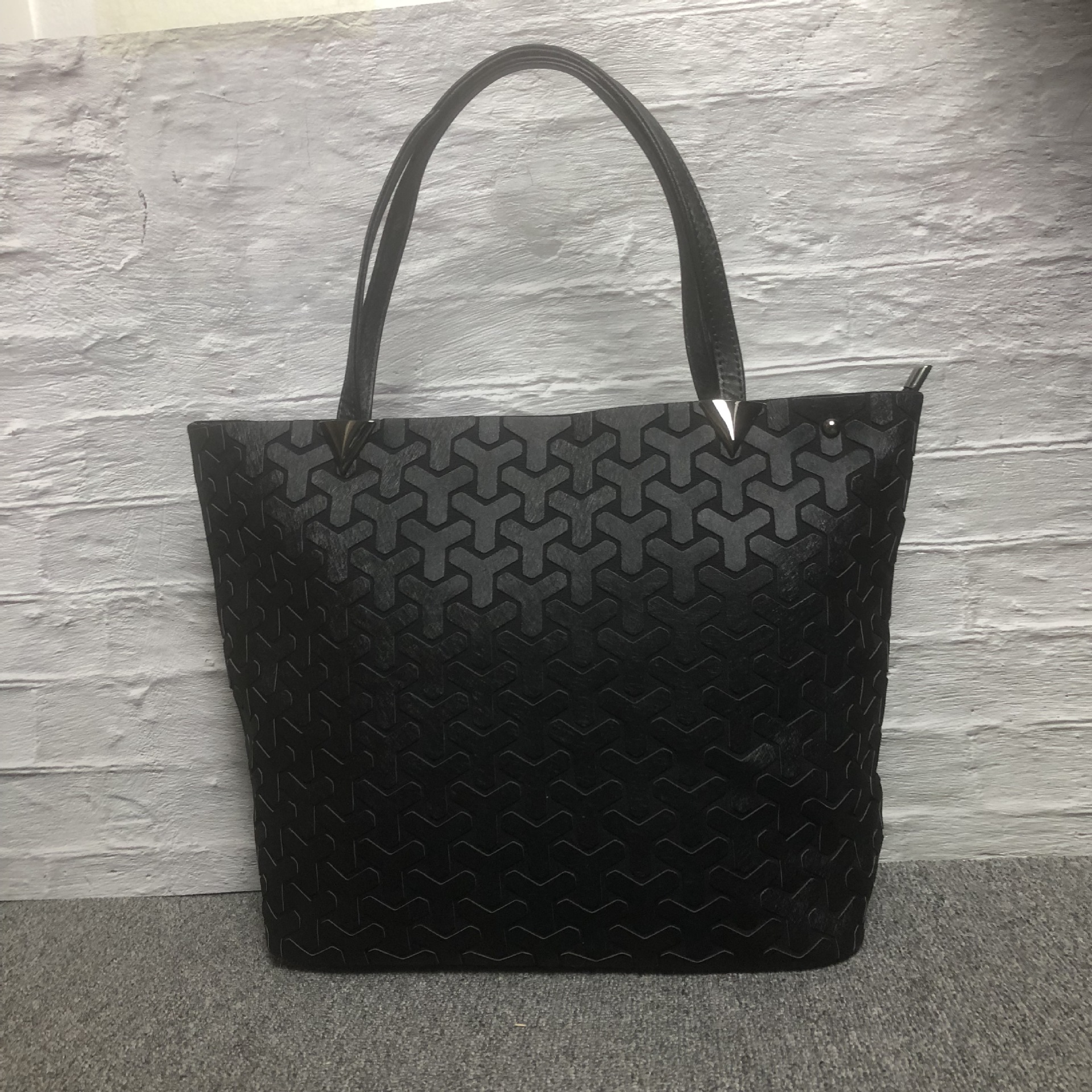 Women's Silk Bucket Bag Geometric Shoulder Handbag For Women_voghion.com