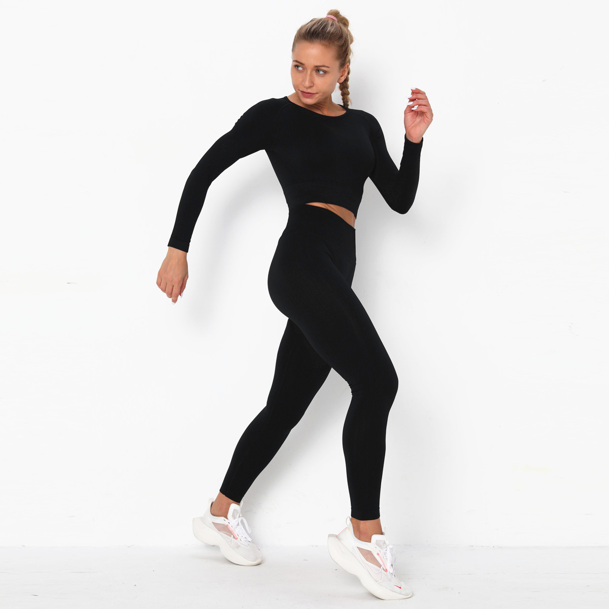 Seamless long-sleeved hip-lifting fitness suit  NSLX9023