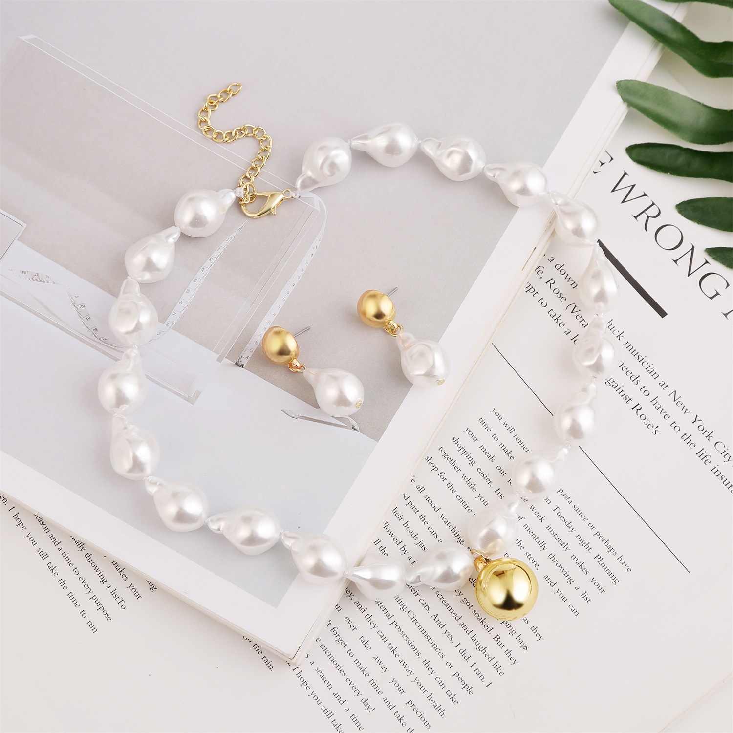 Fashion Jewelry Bride Artificial Pearl Short Paragraph Clavicle Neck Necklace Suit Earrings Temperament Wholesale Nihaojewelry display picture 6