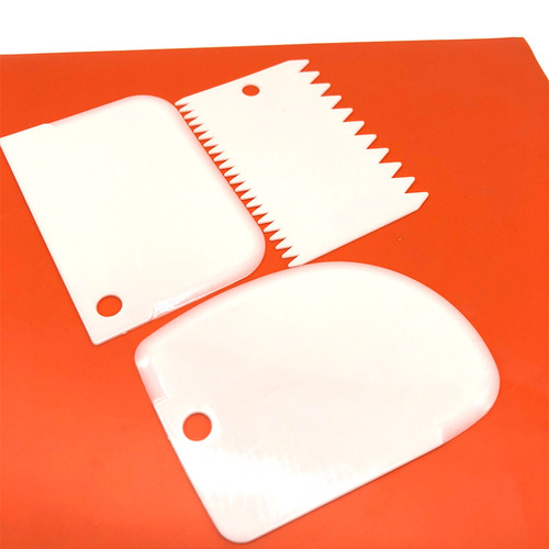 Wholesale Cream Scraper 3-Piece Set Cake Cream Scraper Colorful Cream Comb Plastic Cutting Surface Knife Baking Utensils