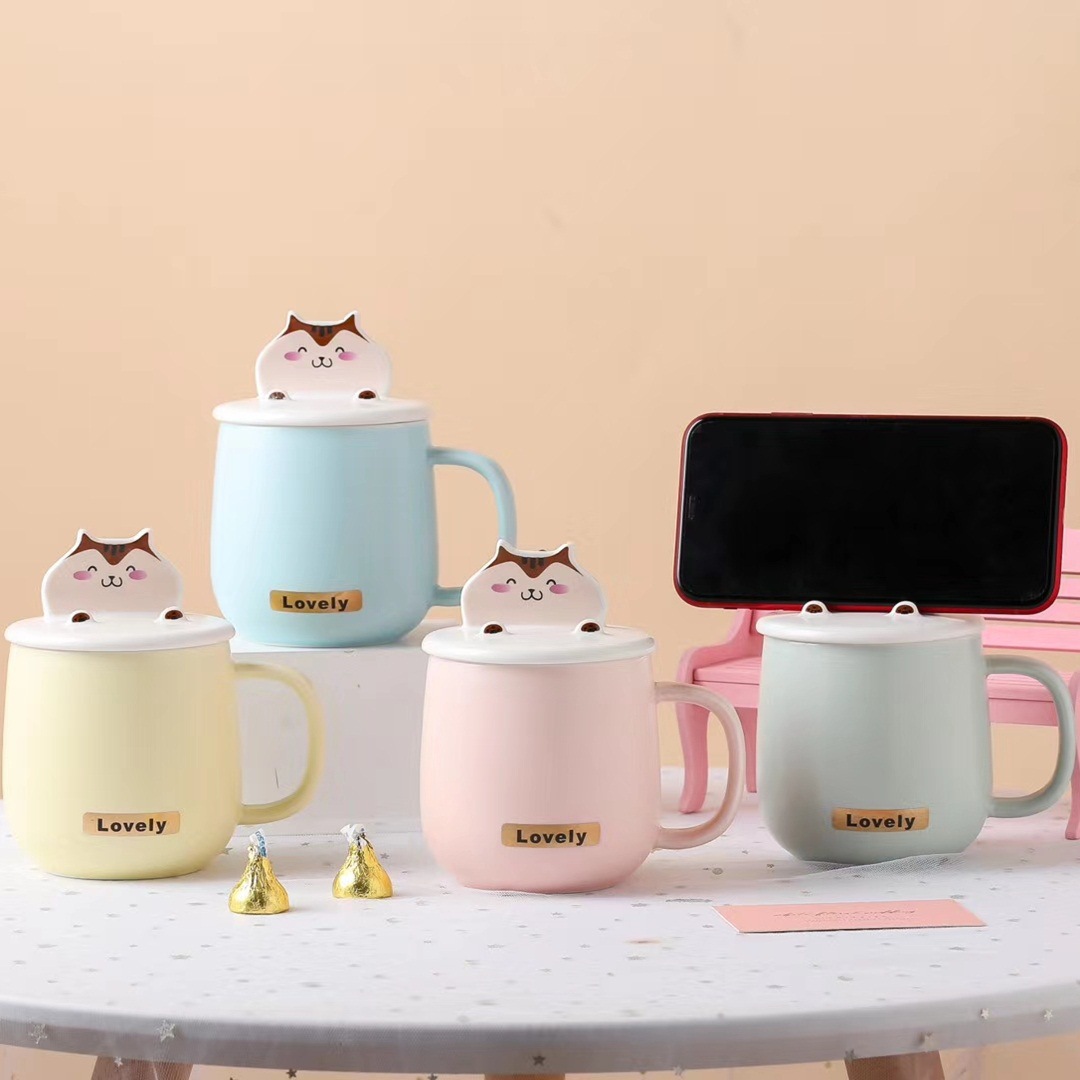 Personalidad creativa de dibujos animados ardilla tridimensional taza pequeña fresca lindo regalo taza de agua con tapa cuchara taza de café de cerámica