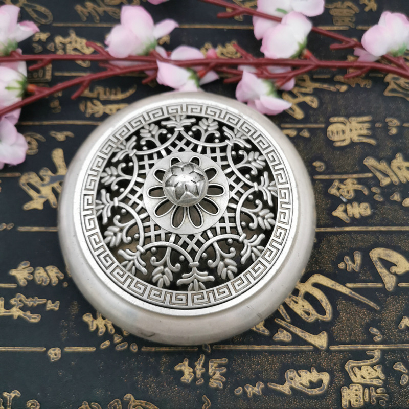 17142237567_2131095823