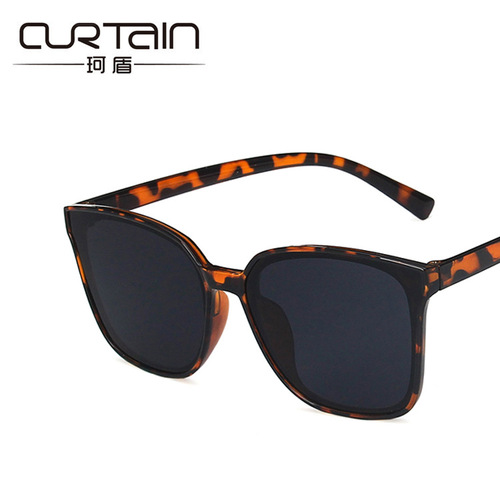 Korean Fashion Influencer Sunglasses 2020 New Male Celebrity Same Style Retro Black Sunglasses Square Simple Versatile Eyewear