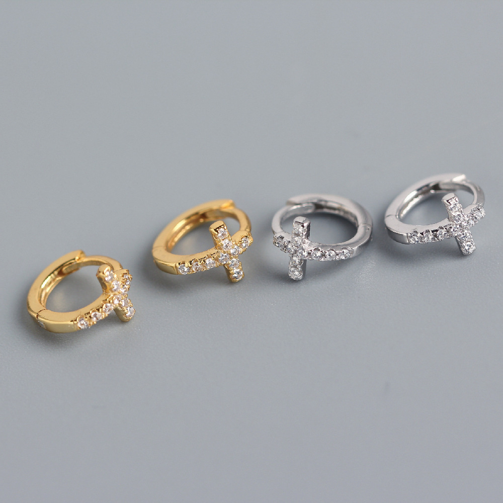 3g Weight 0.03µm Gold Plating Thickness Electroplating Gold Plating Process 925 Sterling Silver Ear Needle Material 18K Real Gold Plated, Platinum Plated Plating Material Zircon Inlay Material Earrings, Ear Studs Classification 1 Pair 925 Sterling Silver Cross Zircon Electroplating 18K Real Gold Plated Platinum Plated Earrings Ear Studs