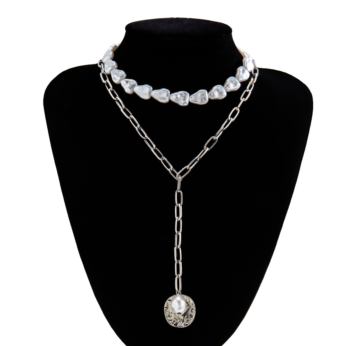 Imitation Pearl Retro Multi-layer Geometric Pendant Necklace Set display picture 4