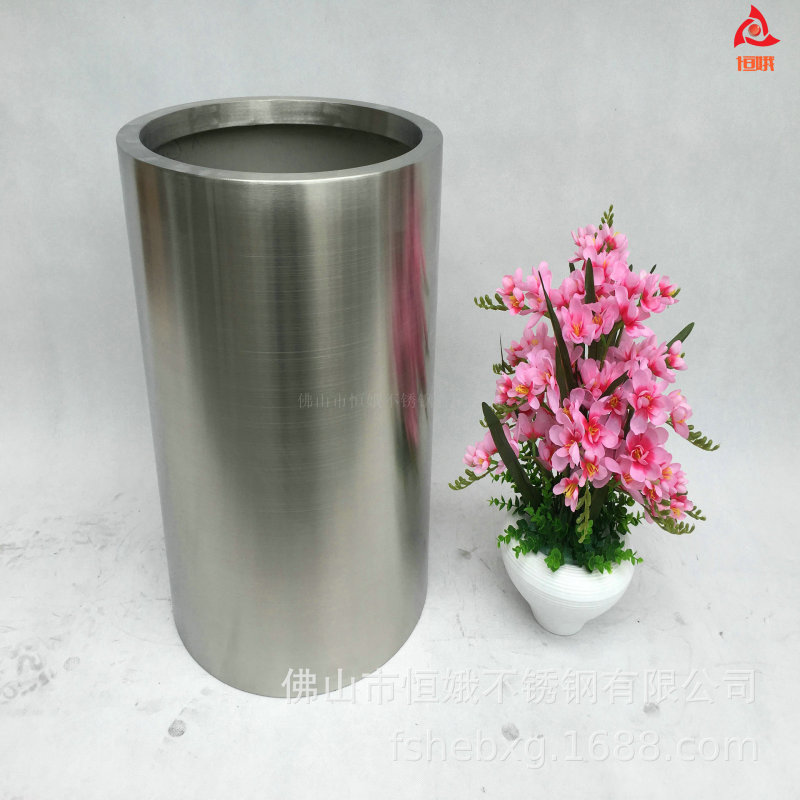 Double-layer Stainless Steel Flower Box Conical Drawing Flower Pot Round Metal Flower Bowl Outdoor Flower Tank Double-layer Stainless Steel Flower Box Conical Drawing Flower Pot Round Metal Flower Bowl Outdoor Flower Tank
