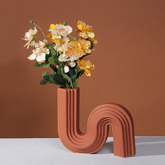Modern Minimalist Nordic Ultra-minimalist Geometric S-shaped Ceramic Vase Vase Stand Sample Room Sales Office Soft Decoration