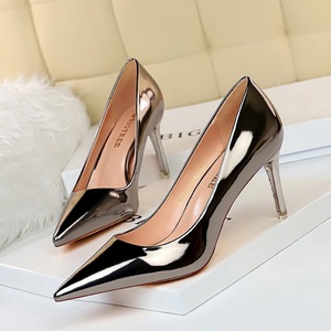 9511-a7 European and American fashion sexy metal heel high heel shallow mouth pointed nightclub show thin high heel shoe