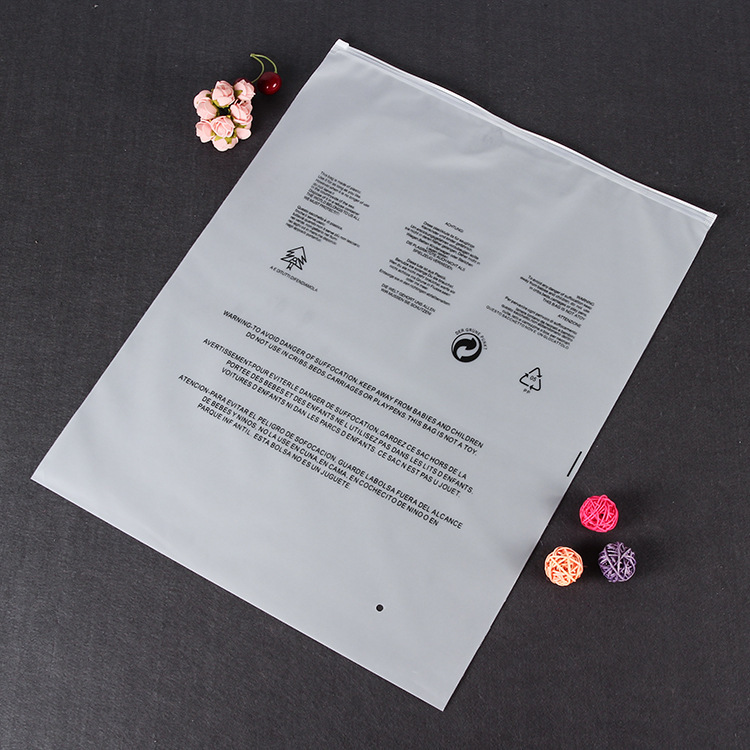 厂家批发200起30*40磨砂包装袋CPE骨袋围巾内衣拉链袋塑料自封袋