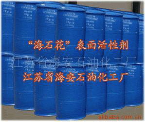 厂家供应聚乙二醇单月桂酸酯桶装