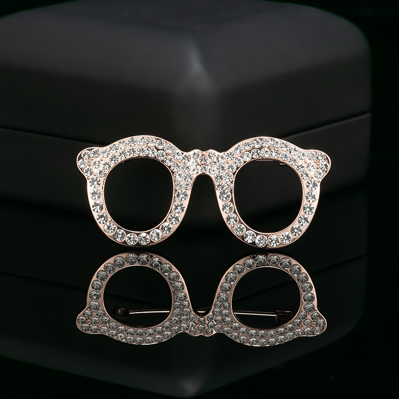 Simple Style Glasses Alloy Plating Unisex Brooches display picture 2