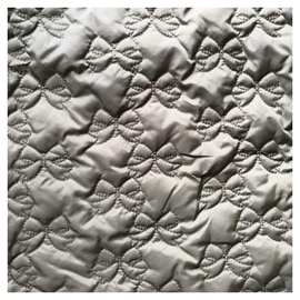 绗缝加工;涤纶面料;纺织填充物