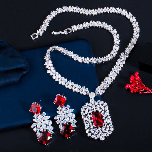 Wholesale Korean-style bridal diamond necklace earrings set chain wedding banquet evening party jewelry set multiple colors available