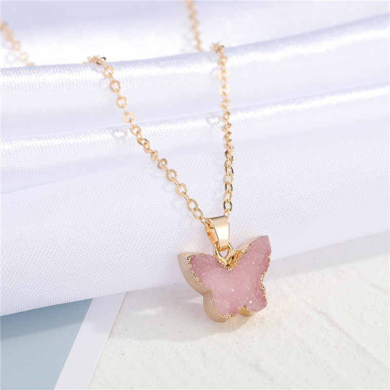 imitation natural stone butterfly pendant necklace