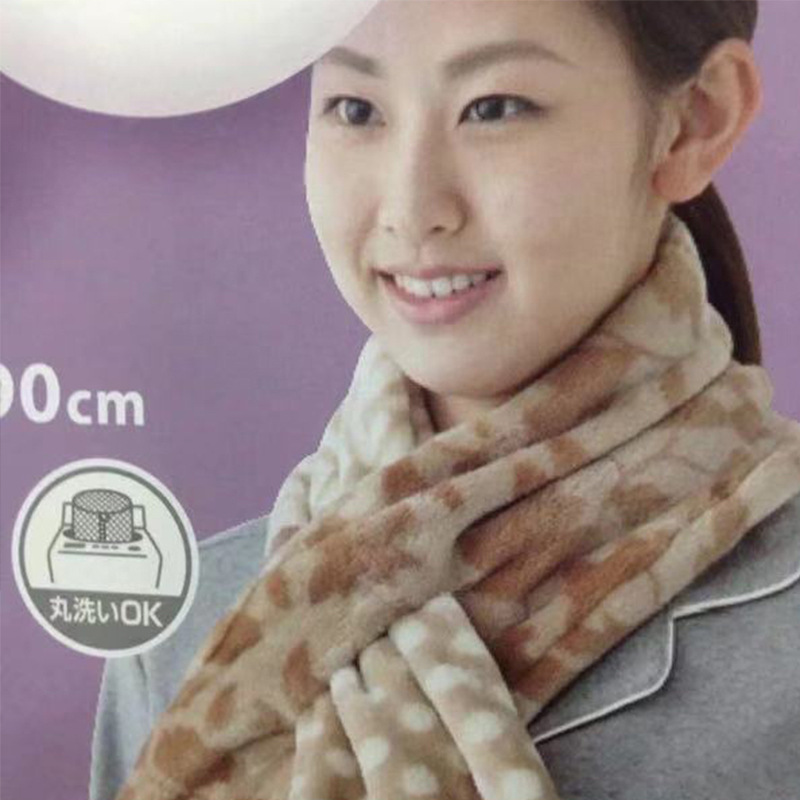日式法兰绒女士围脖冬季家居防风防寒围巾带纸卡全新一件代发