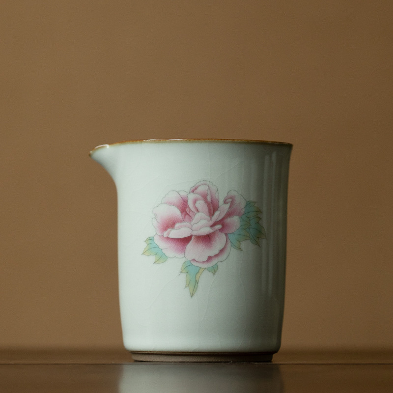 작은 모란 보라색