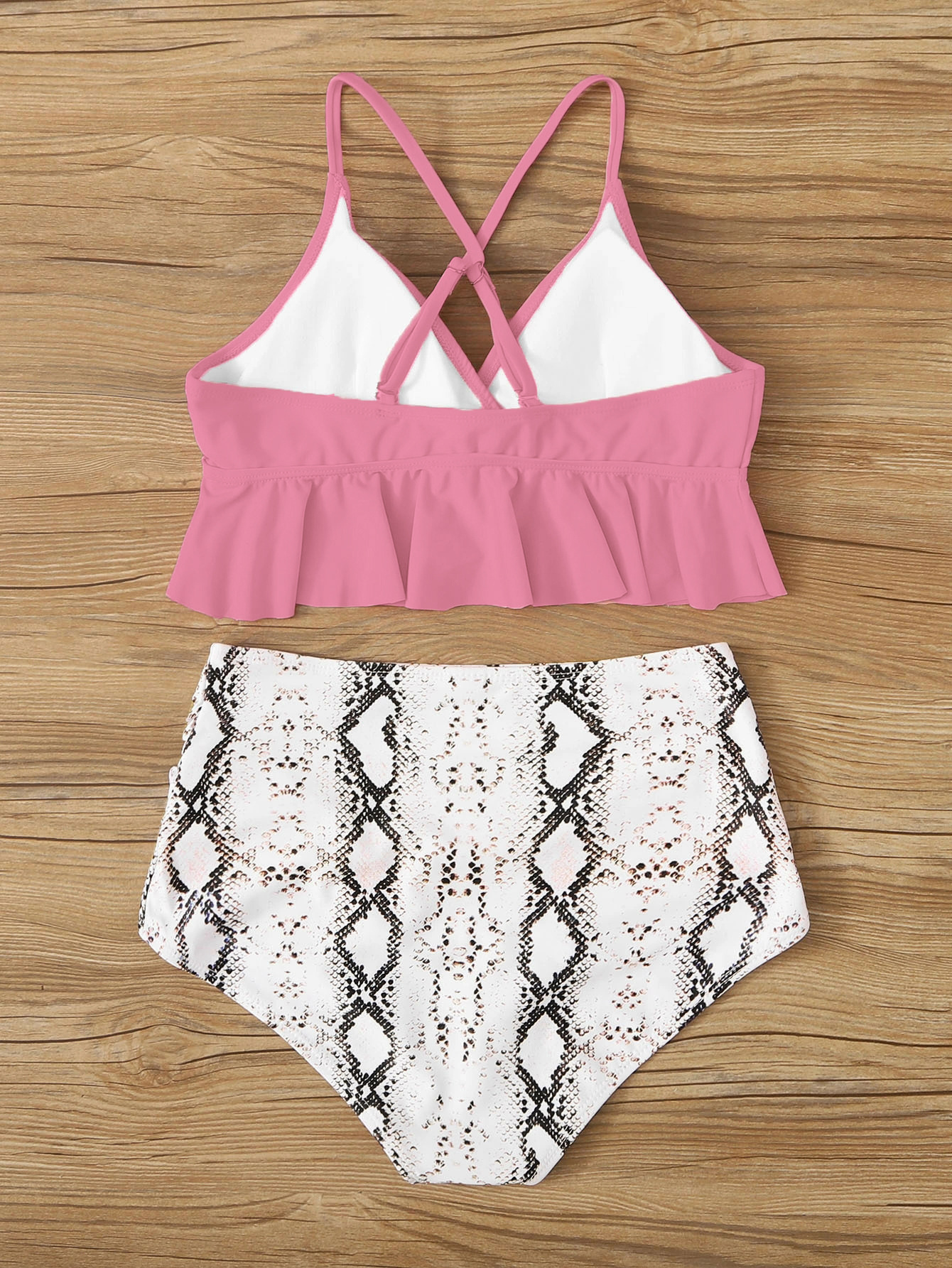 15647318092601204659